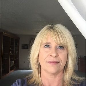 Meet your Posher, Anneannette